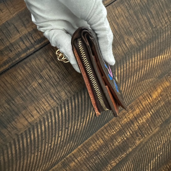 Louis Vuitton, compact zip wallet, handpainted re-created - Picture 7 of 16
